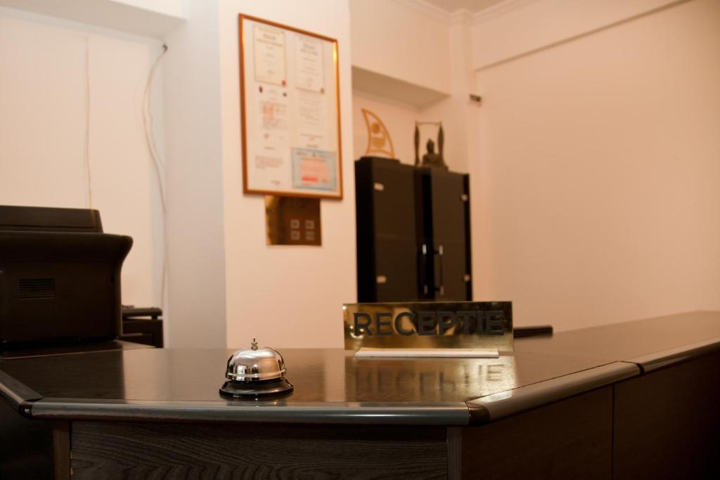 Hotel Metropol Piteşti Esterno foto