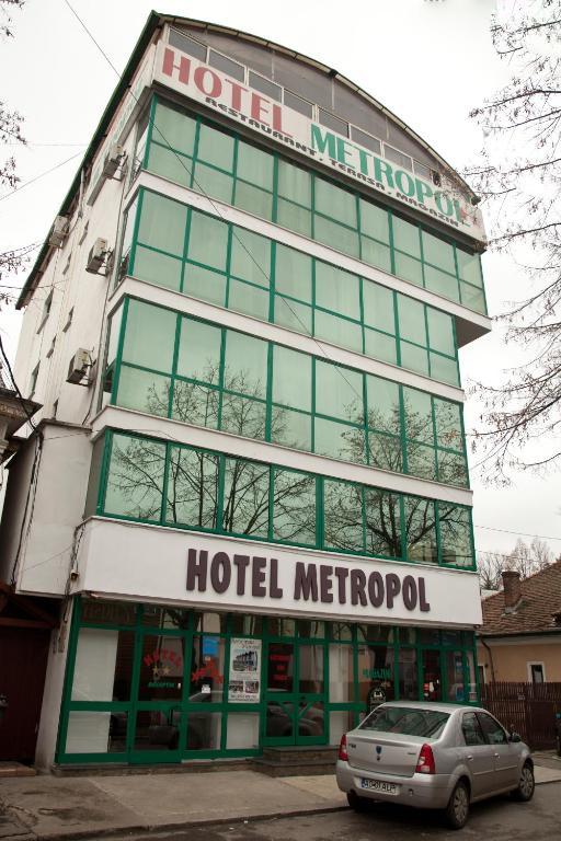 Hotel Metropol Piteşti Esterno foto